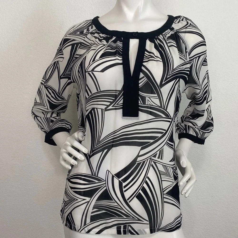 Banana Republic Black & White Geometric Patterned 3/4 Sleeves Cottagecore Top M